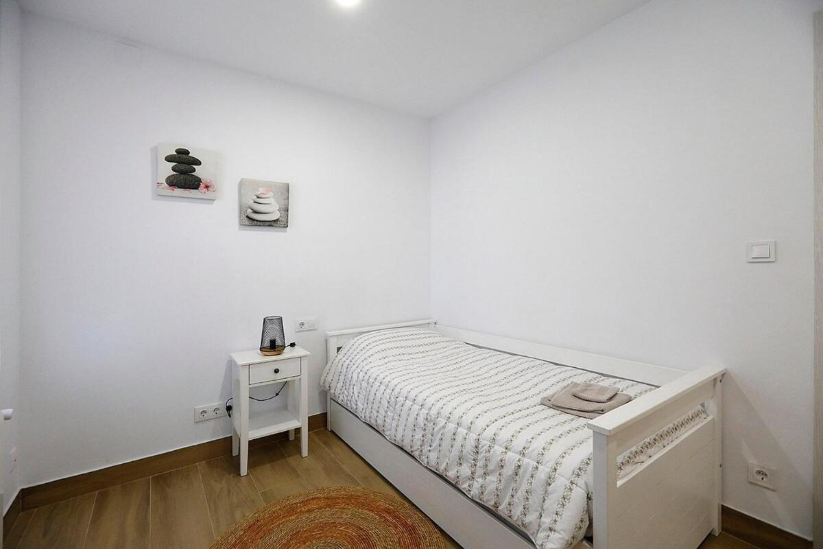 Apartment Modern Well Connected